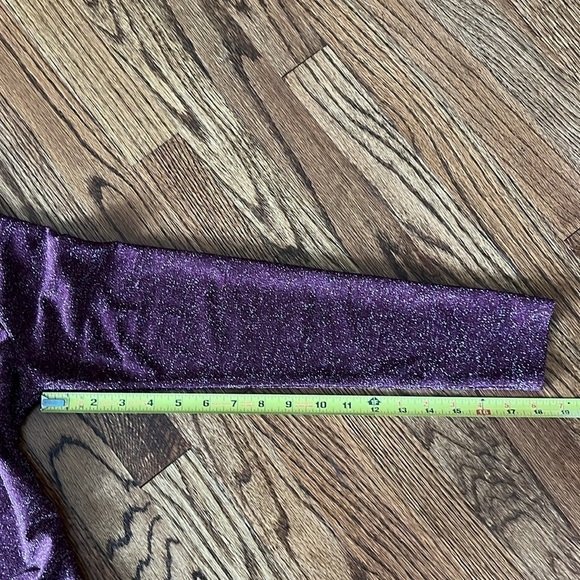 NEW Ultra Flirt Long Sleeve Top Burgundy with Sparkle Size M - Picture 6 of 10